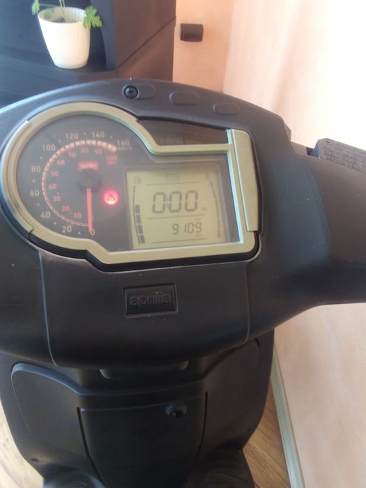 Продавам мотор Априлия спортсити
