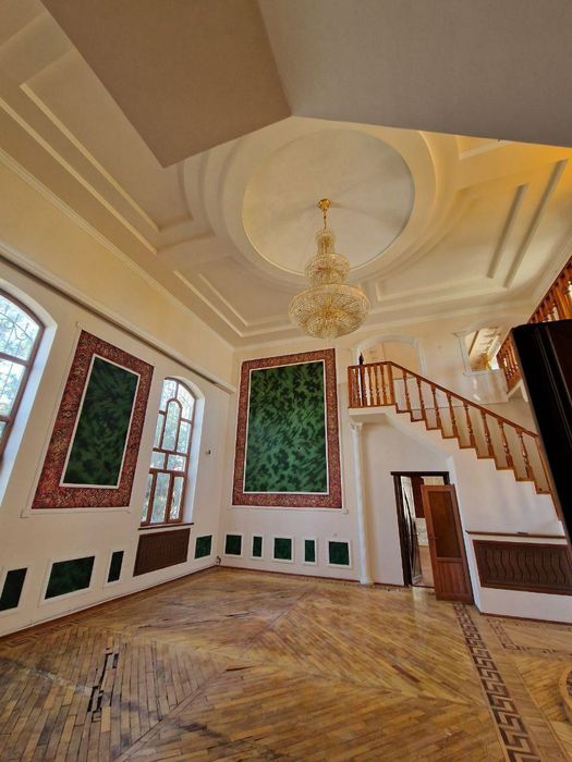 Срочно Хонобод 7 соток 10 комнаты, Сергелийский район