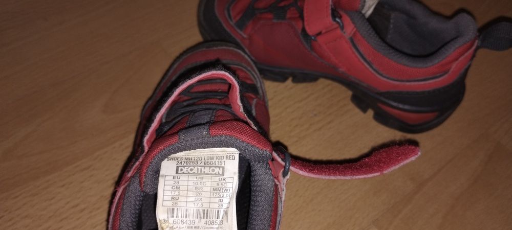Încălțăminte quechua mărimea 28