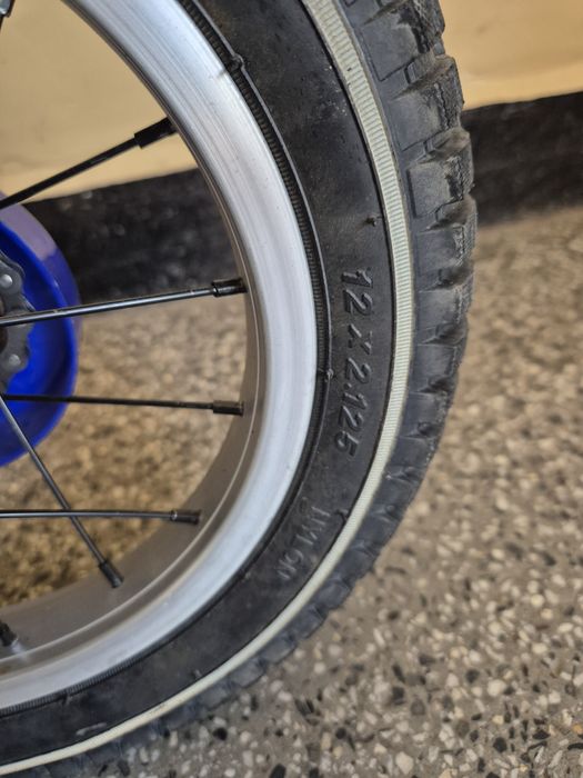 Детско колело с помощни колела