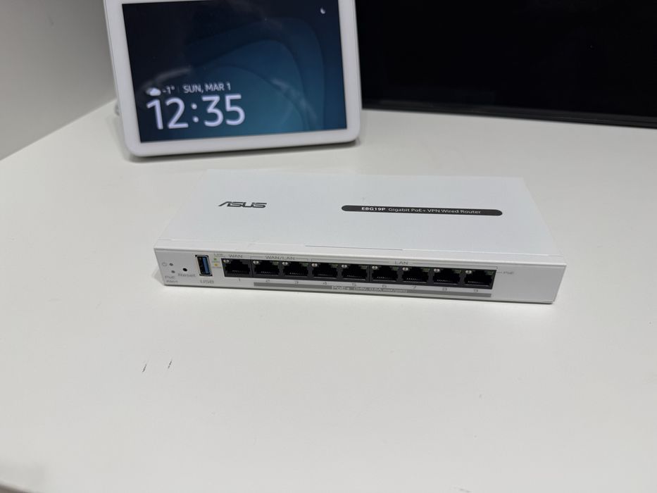 Router PoE+ Business ASUS ExpertWiFi EBG19P