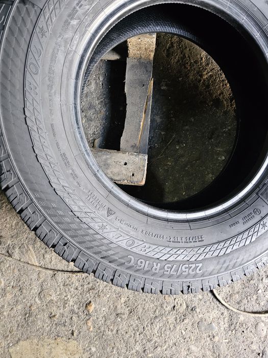 2 anvelope allseason 225 75 16C Continental 2022