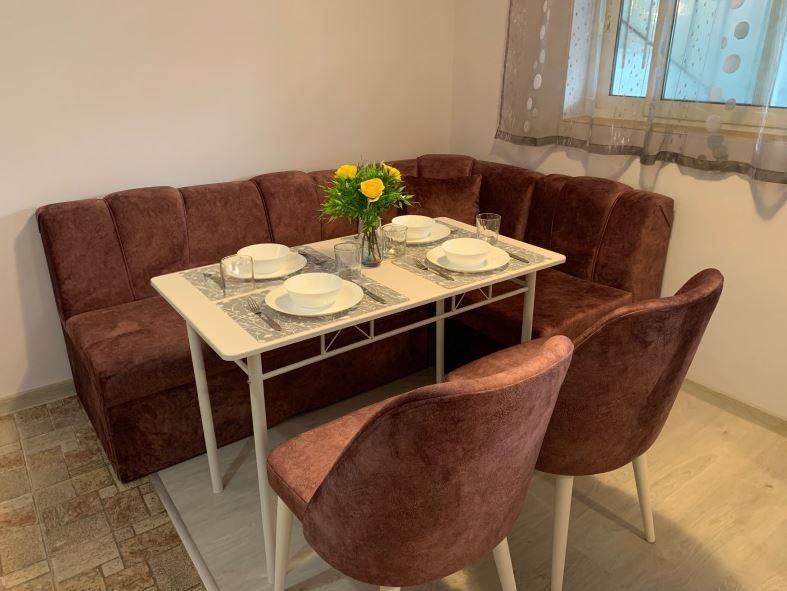 Дава се под наем Едностаен апартамент в Варна, Спортна зала - 25 кв.м за 300 € - Снимка #4