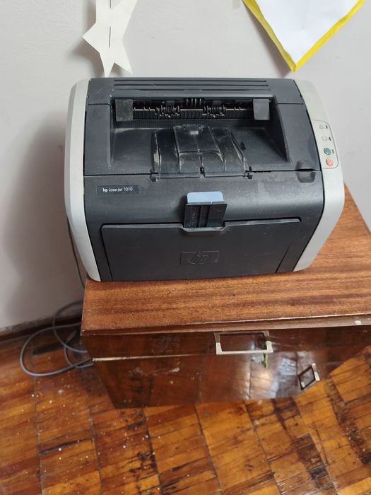 Продам принтер HP