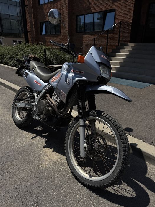 Honda nx 650 1989