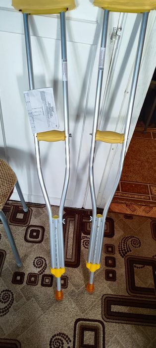 Костыли и ходули