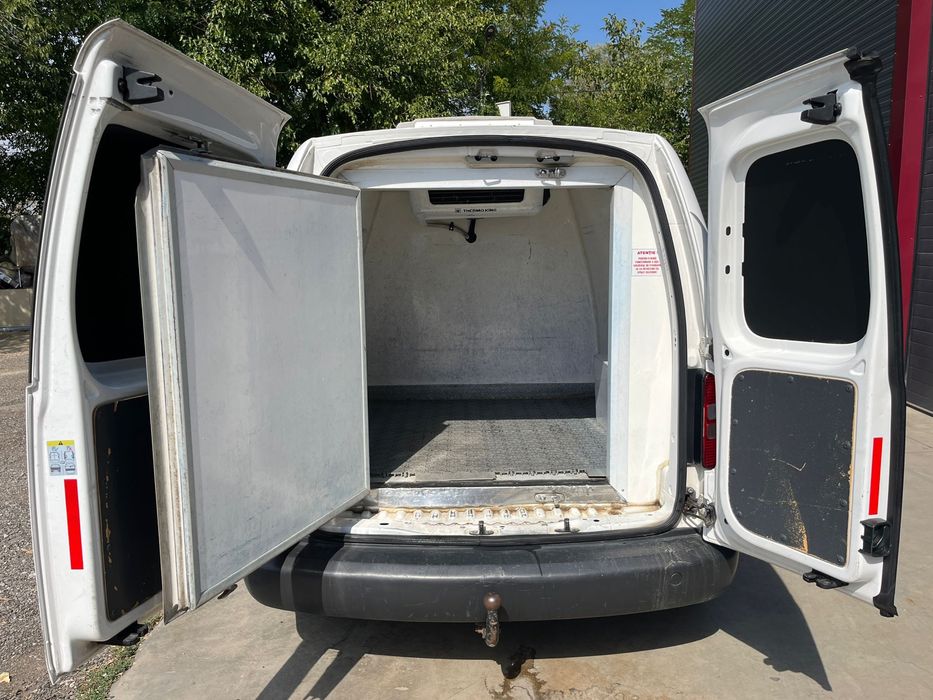 Volakwagen caddy frigorific congelare refrigerare
