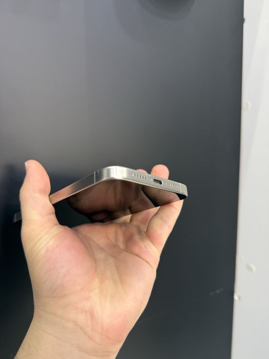 Iphone 15 pro max ideal