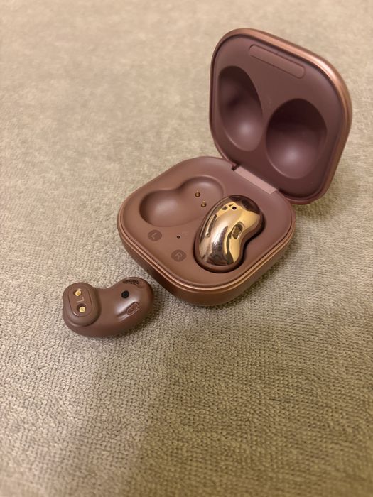 Casti samsung buds live