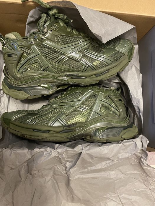 Balenciaga Runner
