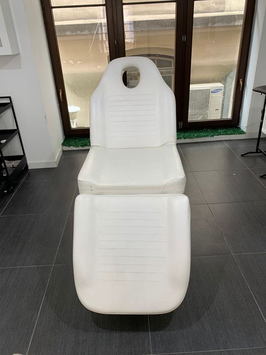 Vând pat multifuncțional cosmetica/ masaj/tatuaj/gene