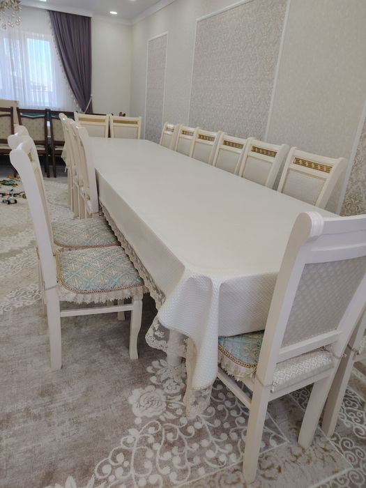 Продам стол со стульями