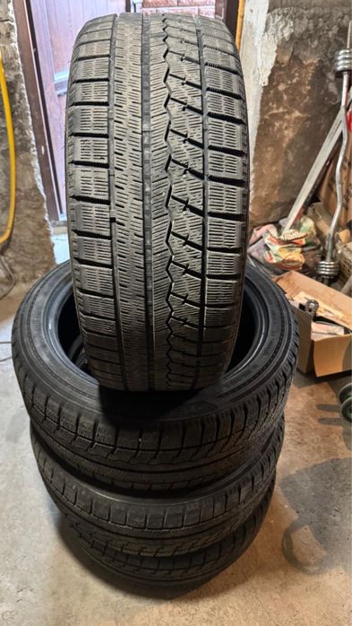 Шины  235/45R18
