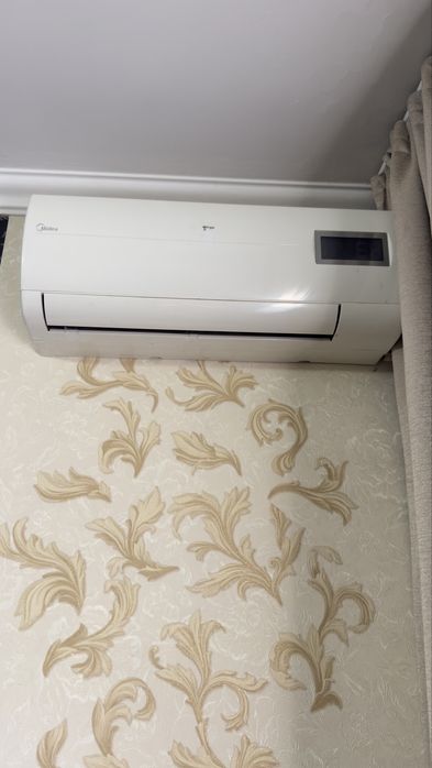 Кондиционер, Мидеа 12 в отличном, рабочем состояние