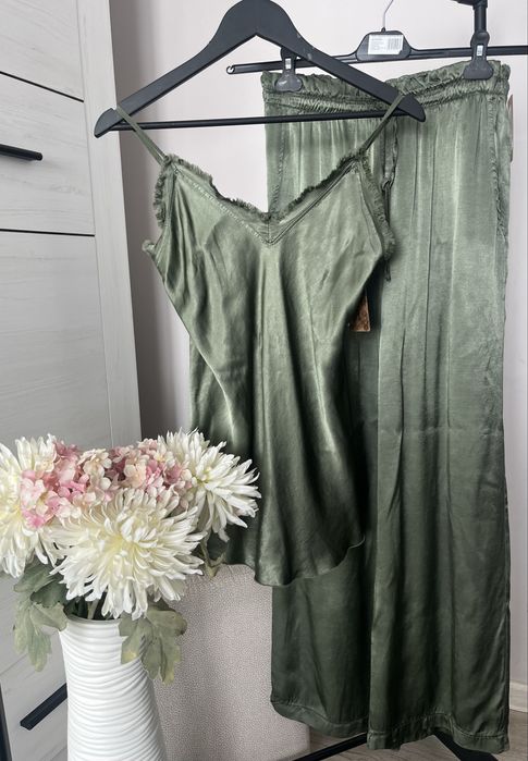 Сатенен комплект новв