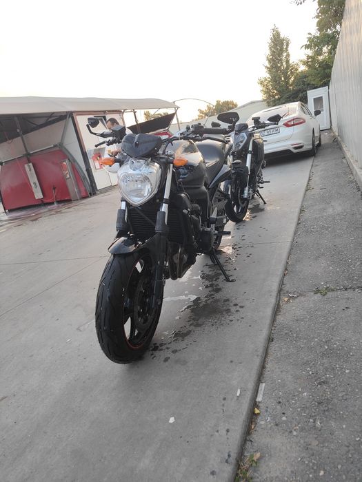 Motocicleta Yamaha fz6 (KTM  honda Suzuki , beneli )