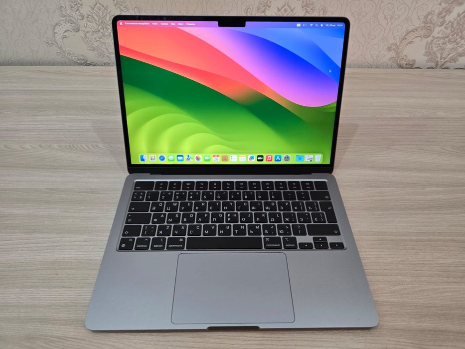 Macbook Air, M2, RAM 8Gb, SSD 256Gb, 2K