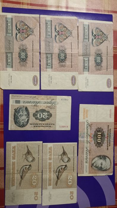 Vând 460 coroane daneze