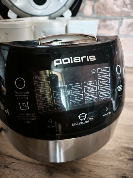 Мультиварка Polaris PMC 0517 Expert черный