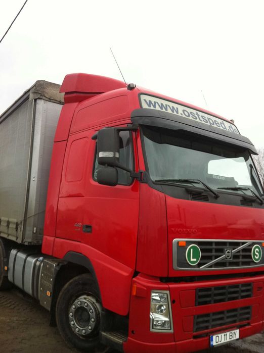 Dezmembrez Volvo: F12 FH12 FH16 FM Euro 3 4  5 6 - Piese din DEZMEMBRARI