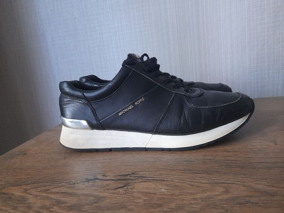 Mishael kors дамски обувки 40- 41 номер.