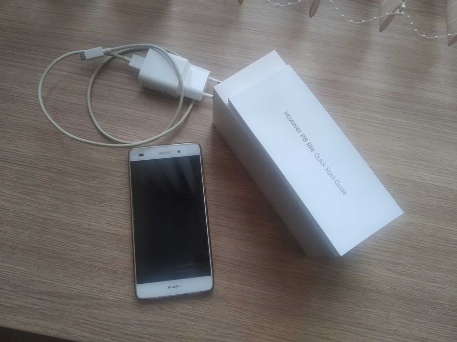 Смартфон HUAWEI p8lite