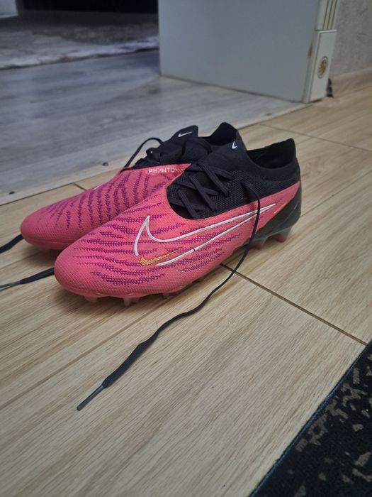 Продаю бутсы NIKE