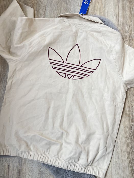 Adidas яке/горнище – модел 2025