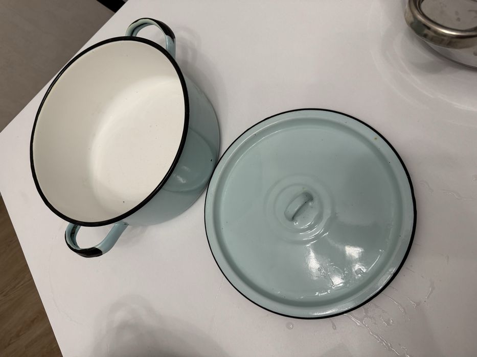 Sirli qopqoqli rassiyskiy kastryul 45ming sirli tovoq