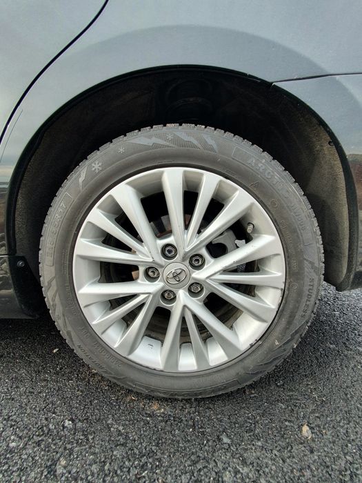 Камри 17 зимние шины