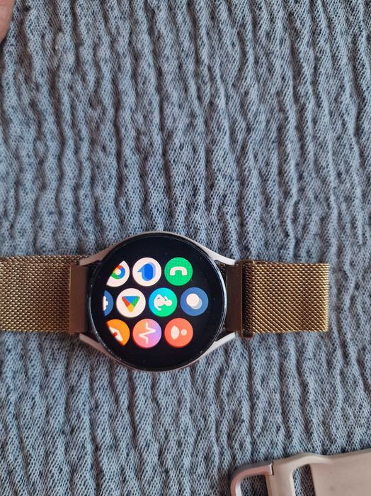 часовник samsung watch 4