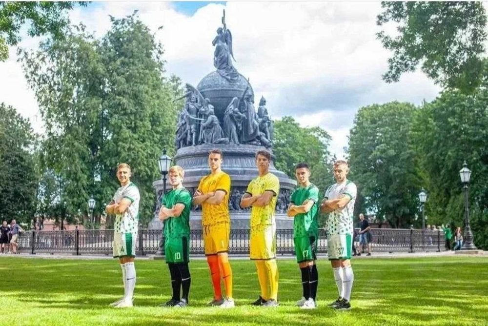 Пошив футбольной формы на заказ — качество, стиль, скорость!