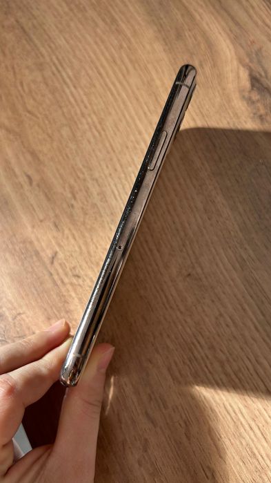 Iphone 11 pro 258g срочно продам