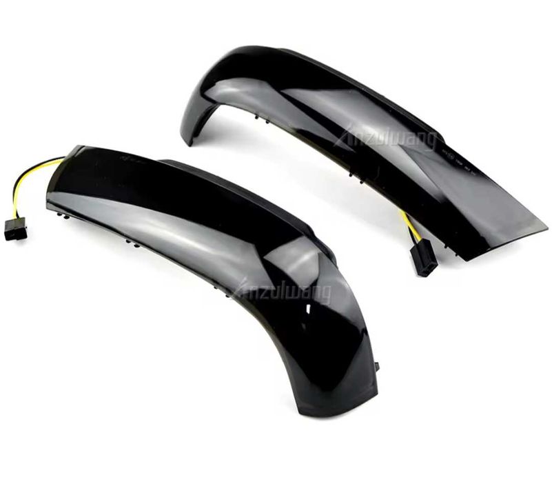 Динамични бягащи мигачи за огледалата за Volkswagen Touareg Туарег vw