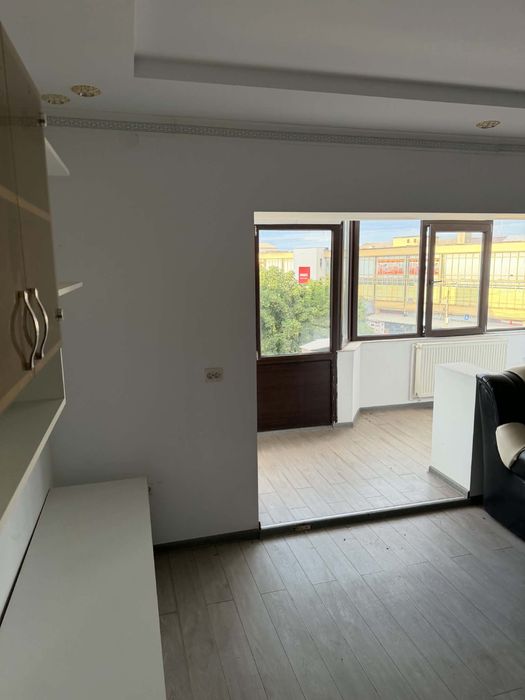 Apartament doua camere direct in centru la ceas