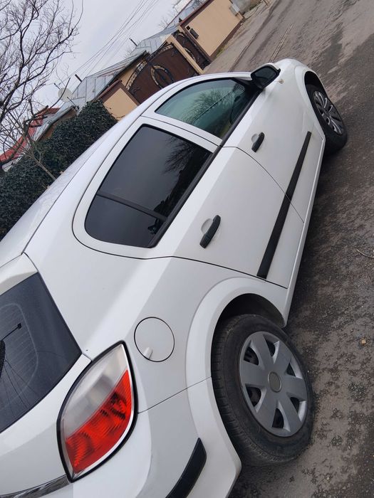 Vând Opel Astra h