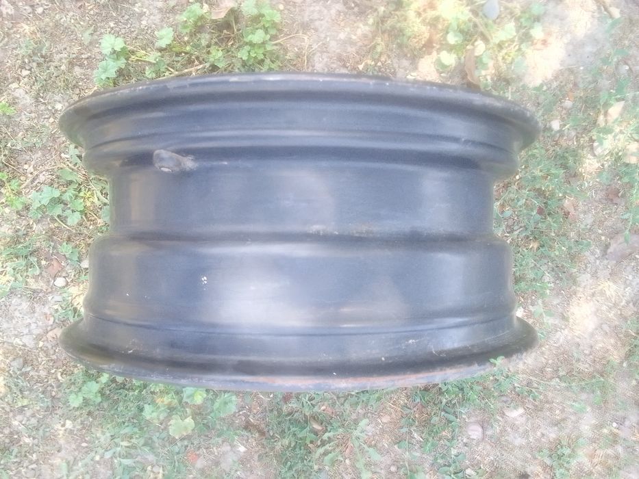 Продам один диск