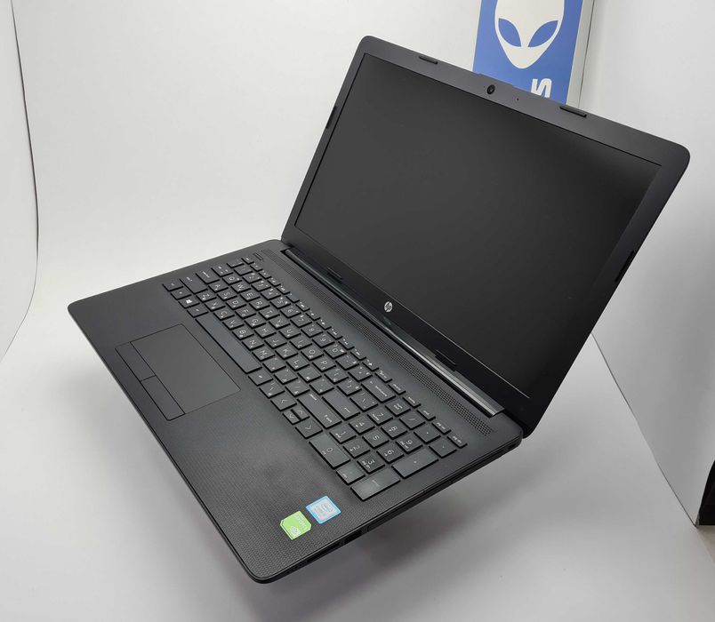 HP 15-DA0111NU i5-8250U/8GB/256SSD/1TB HDD/Nvidia MX110-2GB