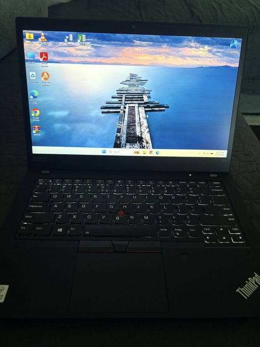 Vand laptop Lenovo Thinkpad T14 gen1, in stare ca nou