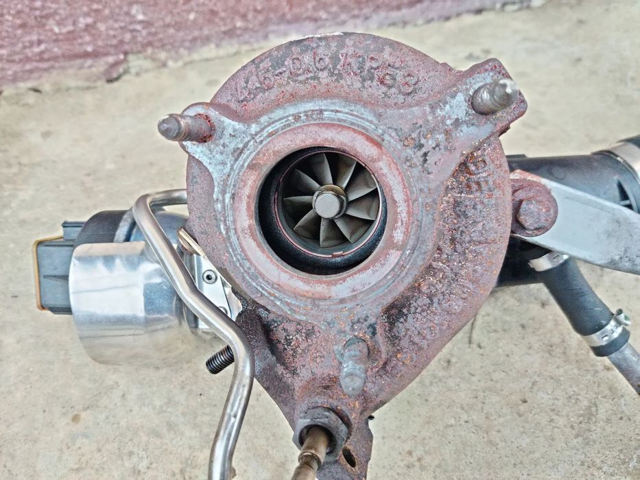 Turbina Turbosuflanta motor 2.0 CAH Seat Exeo Audi A4 B8 A5 A6 Q5 03L145701C