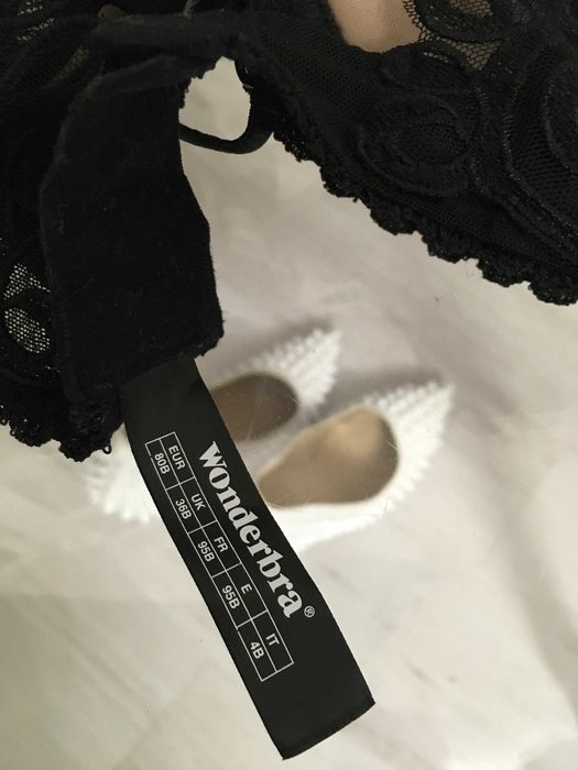 WONDERBRA сутиен 80B