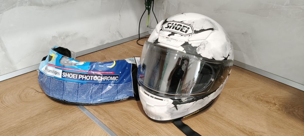 Мото каска Shoei