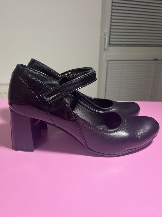 Черни токчета от естествена кожа, 7см