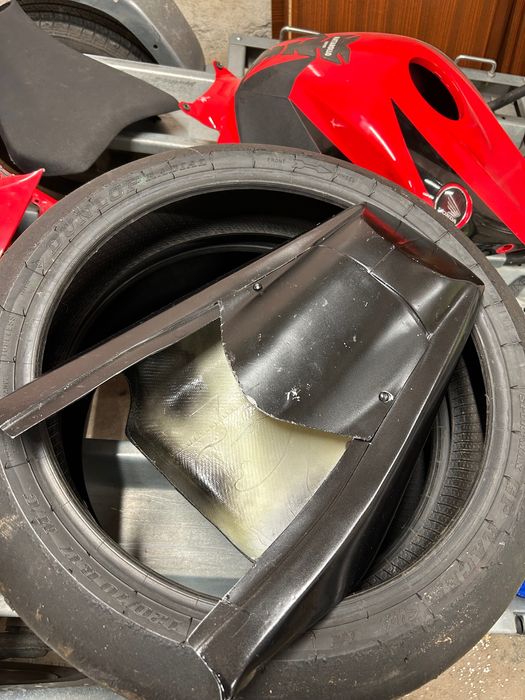 Cbr1000rr 2008 sc59 на части