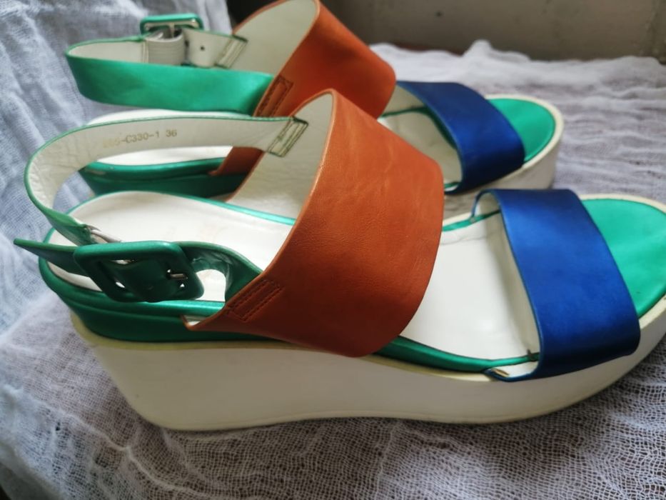 Продам       туфли