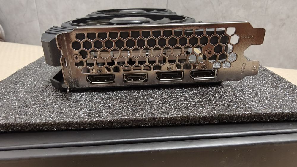 Видеокарта Gainward RTX 4060 Python II 8 Гб