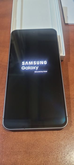 Продавам SAMSUNG  Galaxy A56 5G