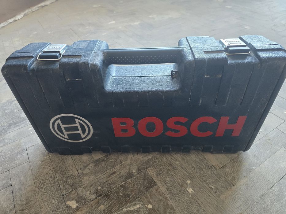 Електрически саблен трион Bosch GSA 1300 PCE