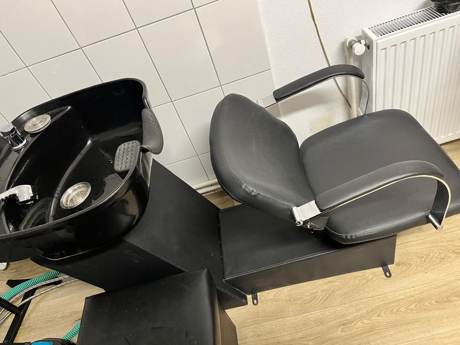 Scafa coafor ca noua