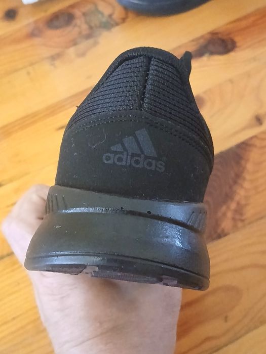 Маратонки ADIDAS